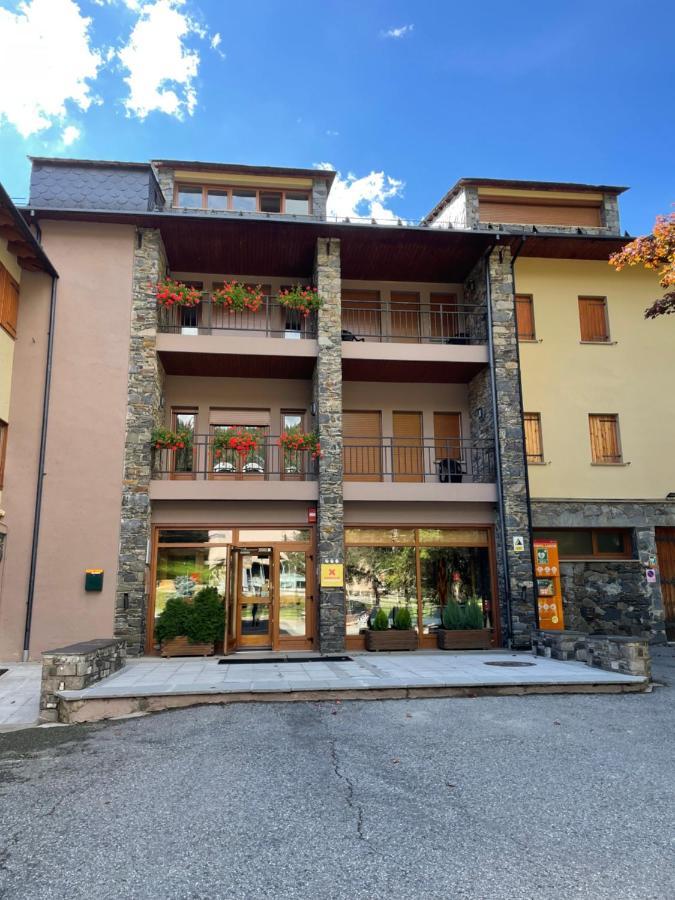 Alberg La Molina Xanascat Экстерьер фото